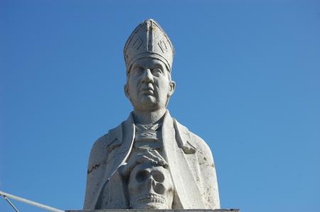 画像Busto de Fray Antonio Alcalde